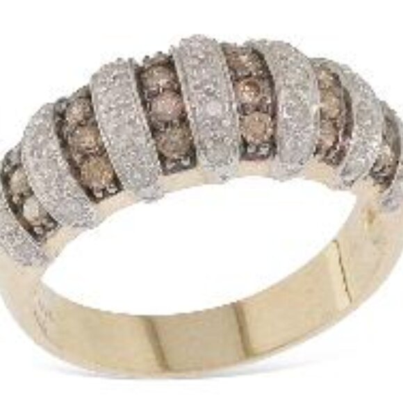Jewelry - 10Kt Yellow Gold Chocolate and White Diamond Ring